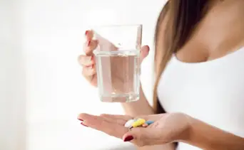 El mito de los suplementos contra los resfriados: médico desmiente la eficacia del zinc y la vitamina C