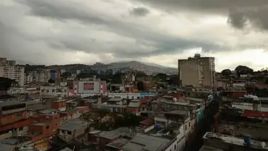 Inameh prevé lluvias con descargas eléctricas este 25 de septiembre por salida de la Onda Tropical 51: zonas afectadas Inameh prevé lluvias con descargas eléctricas este 25 de septiembre por salida de la Onda Tropical 51: zonas afectadas