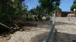 Sexagenario muere en insólito accidente: sufrió una descarga eléctrica tras ser arrollado por un vehículo