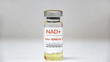 Mujer muere tras realizarse una infusión de NAD+ en Nueva York: acusan a médico por homicidio Mujer muere tras realizarse una infusión de NAD+ en Nueva York: acusan a médico por homicidio