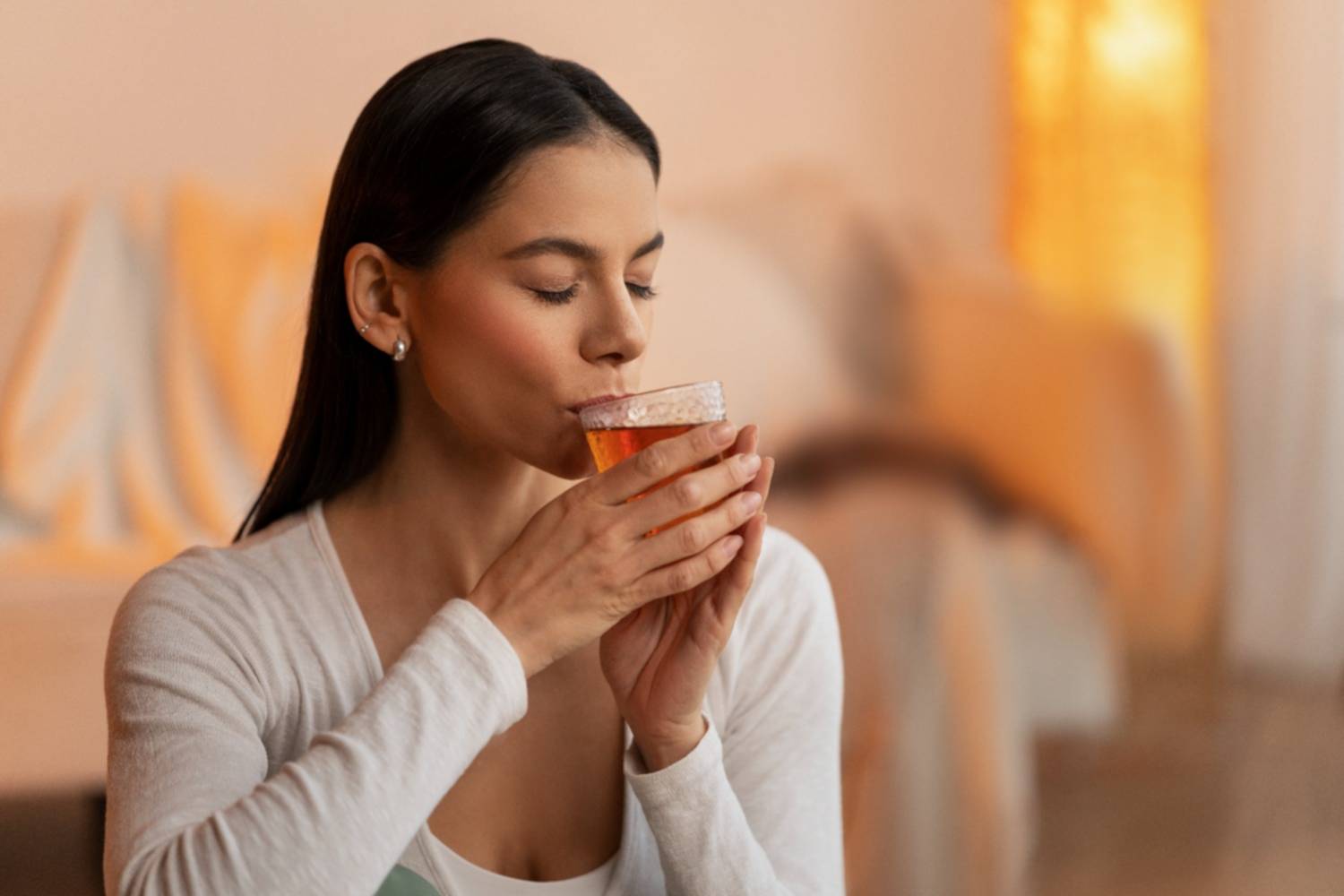 Combate la inflamación abdominal: infusiones con ingredientes super accesibles y a bajo costo Combate la inflamación abdominal: infusiones con ingredientes super accesibles y a bajo costo