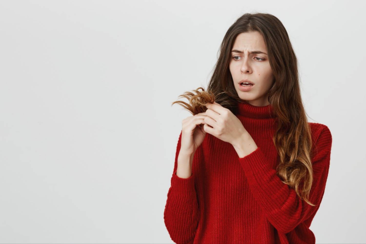 El enigma de la hebra muerta: lo que nadie te dice para resucitar un cabello seco desde la raíz El enigma de la hebra muerta: lo que nadie te dice para resucitar un cabello seco desde la raíz