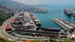 ¿Paro de puertos en EEUU podría demorar la llegada de mercancía a Venezuela?