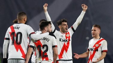  Exfutbolista del Rayo Vallecano vuelve a prisión tras robar en un supermercado 