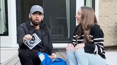 Eminem revela que se convertirá en abuelo (+Video)
