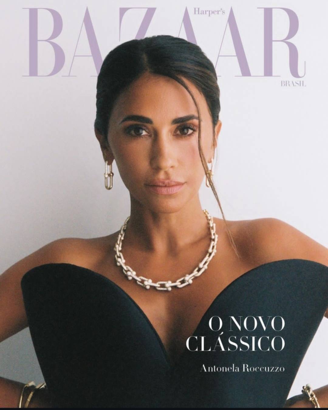 Antonela Roccuzzo presume su primera portada en revista brasilera