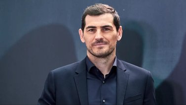 Iker Casillas revela una foto inédita con estos astros del fútbol 