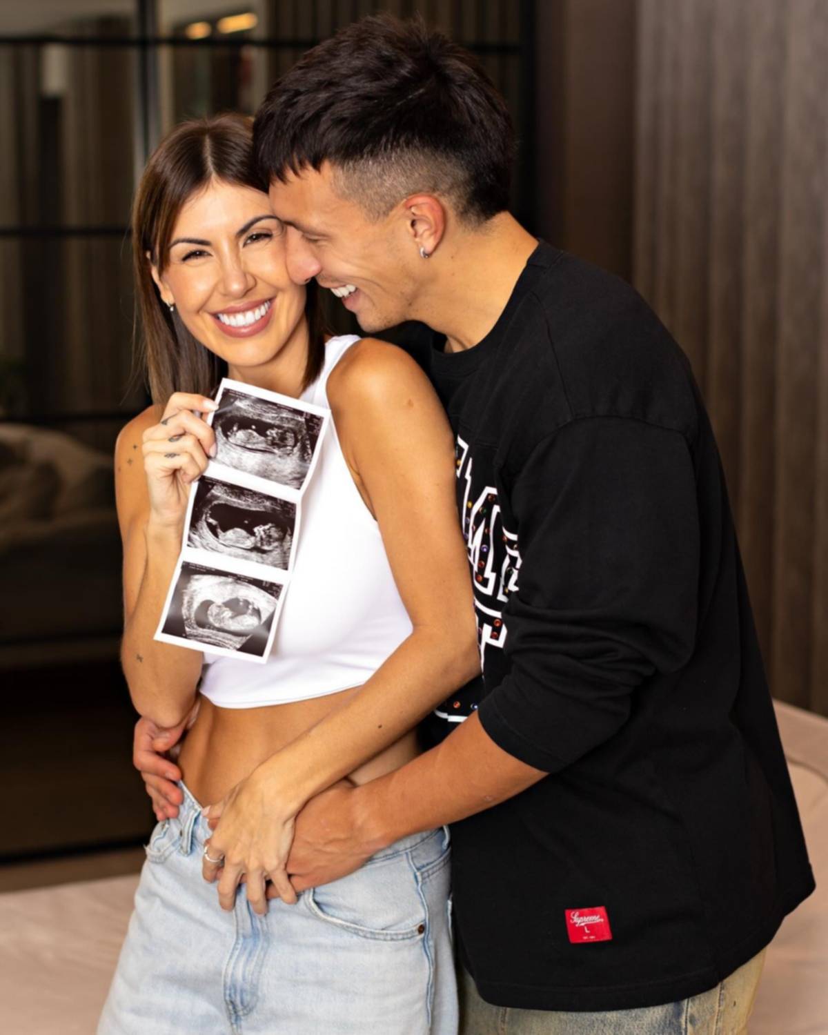 Futbolista argentino Lisandro Martínez anuncia que será padre por primera vez Futbolista argentino Lisandro Martínez anuncia que será padre por primera vez