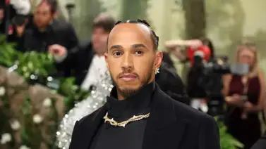 El piloto de Fórmula 1 Lewis Hamilton debuta como diseñador de modas para Dior El piloto de Fórmula 1 Lewis Hamilton debuta como diseñador de modas para Dior