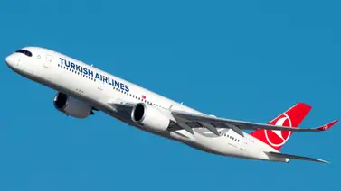 Avión aterriza de emergencia tras muerte de piloto Avión aterriza de emergencia tras muerte de piloto
