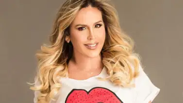 Sandra Villanueva despide su monólogo ‘Todo empieza a los 40’  Sandra Villanueva despide su monólogo ‘Todo empieza a los 40’