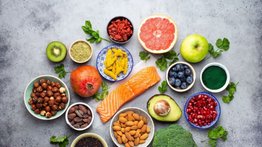 Los cinco superalimentos que debes incluir en tu dieta para estar saludable