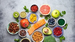 Los cinco superalimentos que debes incluir en tu dieta para estar saludable