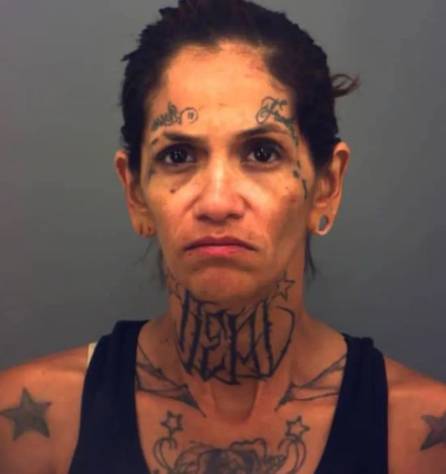 Detienen en Texas a presunta líder de tráfico sexual del Tren de Aragua