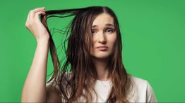 Tres remedios caseros para eliminar la grasa del cabello