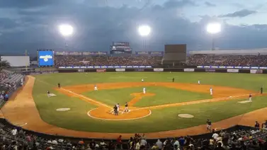 Revendedores de entradas son detenidos por la Policía de Valencia (+Detalles) Revendedores de entradas son detenidos por la Policía de Valencia (+Detalles)