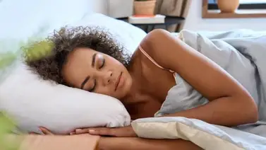 ¿Por qué es perjudicial dormir frente al espejo? Aquí te decimos ¿Por qué es perjudicial dormir frente al espejo? Aquí te decimos