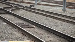 California | Mujer perdió una pierna tras ser arrollada por tren de carga