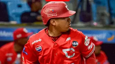 Cardenales doblegó a Leones y pasó a comandar la LVBP junto a las Águilas Cardenales doblegó a Leones y pasó a comandar la LVBP junto a las Águilas