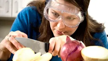 ¡No más lágrimas! Trucos para cortar la cebolla sin llorar ¡No más lágrimas! Trucos para cortar la cebolla sin llorar