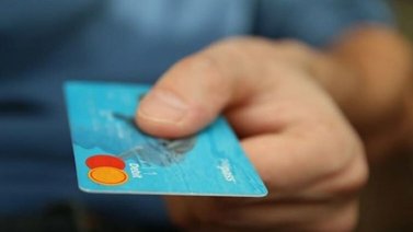 California | ¿Cómo solicitar la tarjeta prepagada con más de $1000? (+Requisitos)