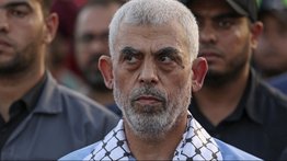 Israel difunde vídeo inédito de Yahya Sinwar escondido en un túnel