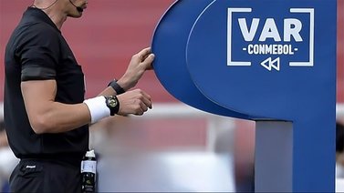 El Lazio pide que se elimine el VAR tras juego con la Juventus Turín