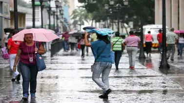 Fuertes lluvias causan estragos este #20Oct en Caracas (+Imágenes) Fuertes lluvias causan estragos este #20Oct en Caracas (+Imágenes)