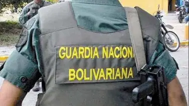 GNB detiene a un hombre con droga oculta en su vehículo GNB detiene a un hombre con droga oculta en su vehículo