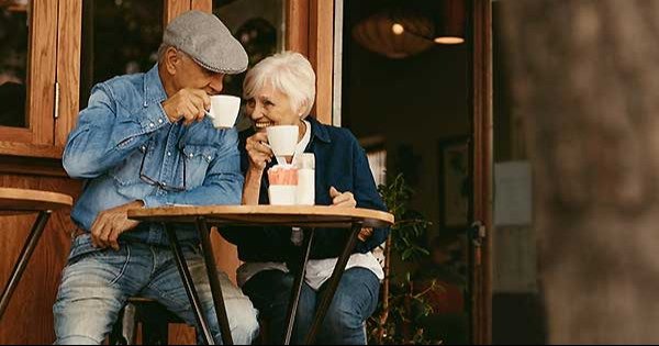 ¿Reduce tomar cafeína el riesgo de padecer Alzheimer?