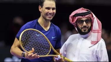 El costoso regalo que recibe Rafael Nadal antes de su retiro en Arabia Saudí