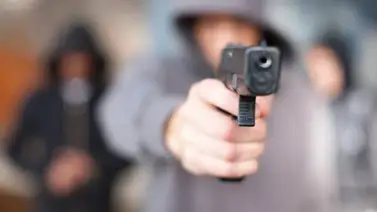 Un hombre se disparó en los testículos en medio de un asalto Un hombre se disparó en los testículos en medio de un asalto