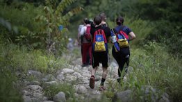 Venezolana quedó varada en el Darién tras sufrir una fractura de pierna