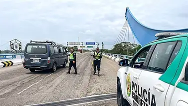 Detenidos dos choferes por transportar a venezolanos indocumentados Detenidos dos choferes por transportar a venezolanos indocumentados