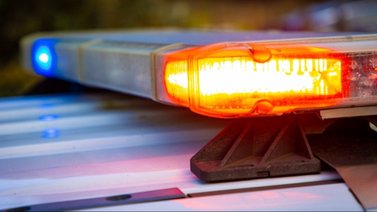 Hallan sin vida al asesino de una mujer en hotel de Nueva York