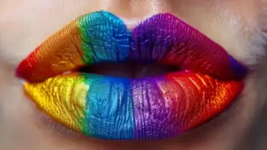 Beso arcoíris: conoce el riesgo que representa para tu salud el practicarlo Beso arcoíris: conoce el riesgo que representa para tu salud el practicarlo