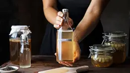 Superfácil y al alcance de todos: aprende a aromatizar aceites en casa, con pocos ingredientes y a bajo costo