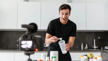 Antelm Pujol, endocrino: “Estos suplementos para la longevidad pueden hacerte perder grasa y ganar masa muscular” Antelm Pujol, endocrino: “Estos suplementos para la longevidad pueden hacerte perder grasa y ganar masa muscular”