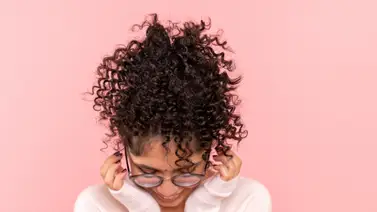 Alisa tu cabello sin utilizar plancha ni secador: aprende a preparar esta mascarilla natural a base de aguacate Alisa tu cabello sin utilizar plancha ni secador: aprende a preparar esta mascarilla natural a base de aguacate