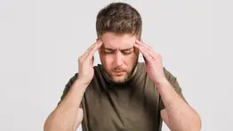 Evita el dolor de cabeza sin necesidad de tomar medicamentos: esta es la infusión antinflamatoria que debes ingerir