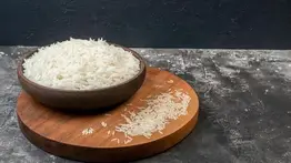 Quita manchas, hidrata y reduce las arrugas: así debes usar el agua de arroz en casa y ahorrar mucho dinero