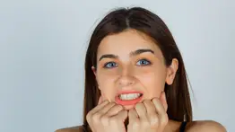 Sonríe como una estrella de cine: elimina el color amarillo de tus dientes amarillos con esta receta casera con bicarbonato de sodio