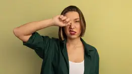 ¿Te tiembla el párpado?: Muchos creen que es solo un tic nervioso, pero puede ocultar algo mucho más grave