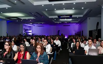 Weplash revoluciona el país con Venezuela Next capacitando 1500 personas en inteligencia artificial 