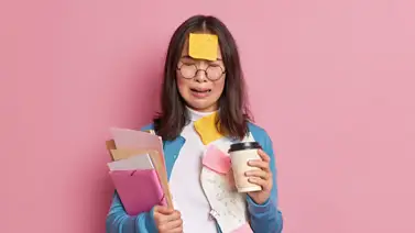 Filósofo explica por qué se sufre de depresión: la trampa de la positividad contemporánea Filósofo explica por qué se sufre de depresión: la trampa de la positividad contemporánea