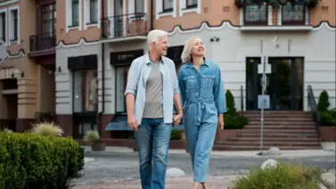 Claves para una caminata saludable: el error más común al hacer ejercicio pasados los sesenta años Claves para una caminata saludable: el error más común al hacer ejercicio pasados los sesenta años