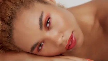 ¿Cómo potenciar los ojos marrones utilizando color? El truco profesional para destacar la mirada ¿Cómo potenciar los ojos marrones utilizando color? El truco profesional para destacar la mirada