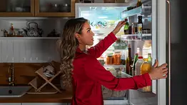 Menos refrigerador, más sabor: Alimentos que jamás deberían cruzar la puerta de la nevera