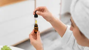 Botica ancestral: Descubre cómo unas cuantas gotas de este aceite transforman tu piel y tu bienestar Botica ancestral: Descubre cómo unas cuantas gotas de este aceite transforman tu piel y tu bienestar