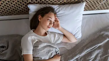 Desconecta tu mente en minutos: Fórmula casera para acabar con el insomnio y lograr un sueño reparador Desconecta tu mente en minutos: Fórmula casera para acabar con el insomnio y lograr un sueño reparador